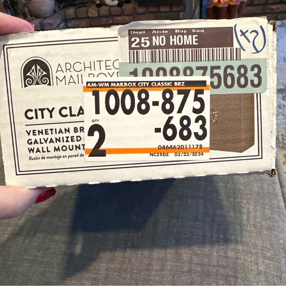 Mailbox - Picture 4 of 5